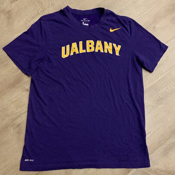 Nike University At Albany UAlbany Great Danes T-Shirt Dri-Fit Men's Large Purple - Picture 1 of 8